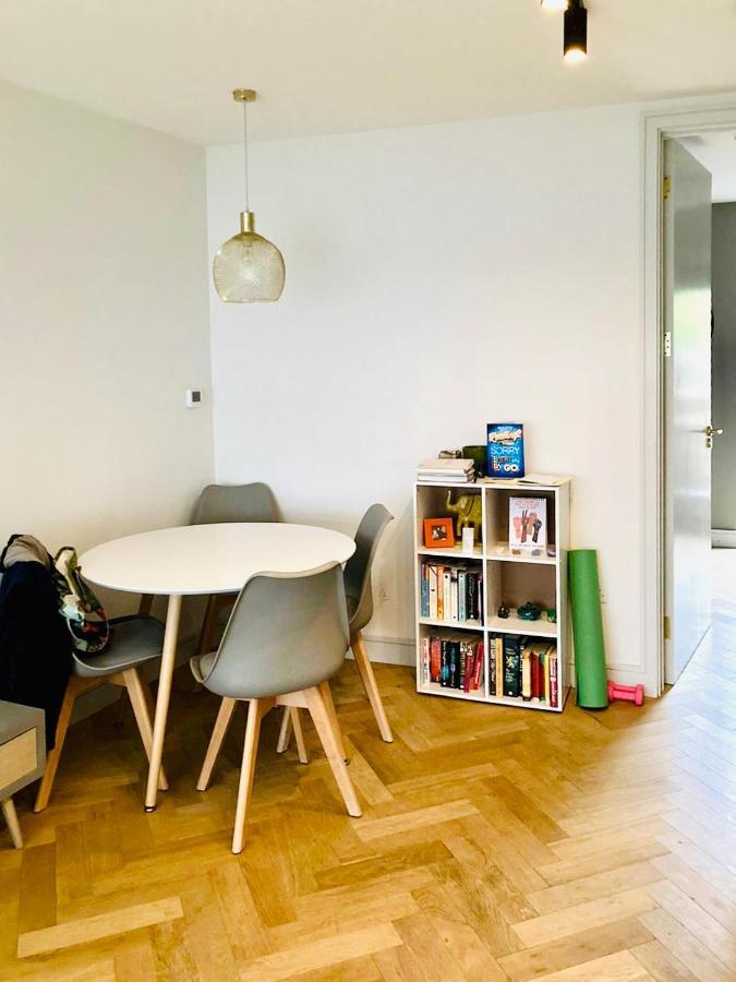 Stylish 1 Bedroom Designer Apartment London Eksteriør billede